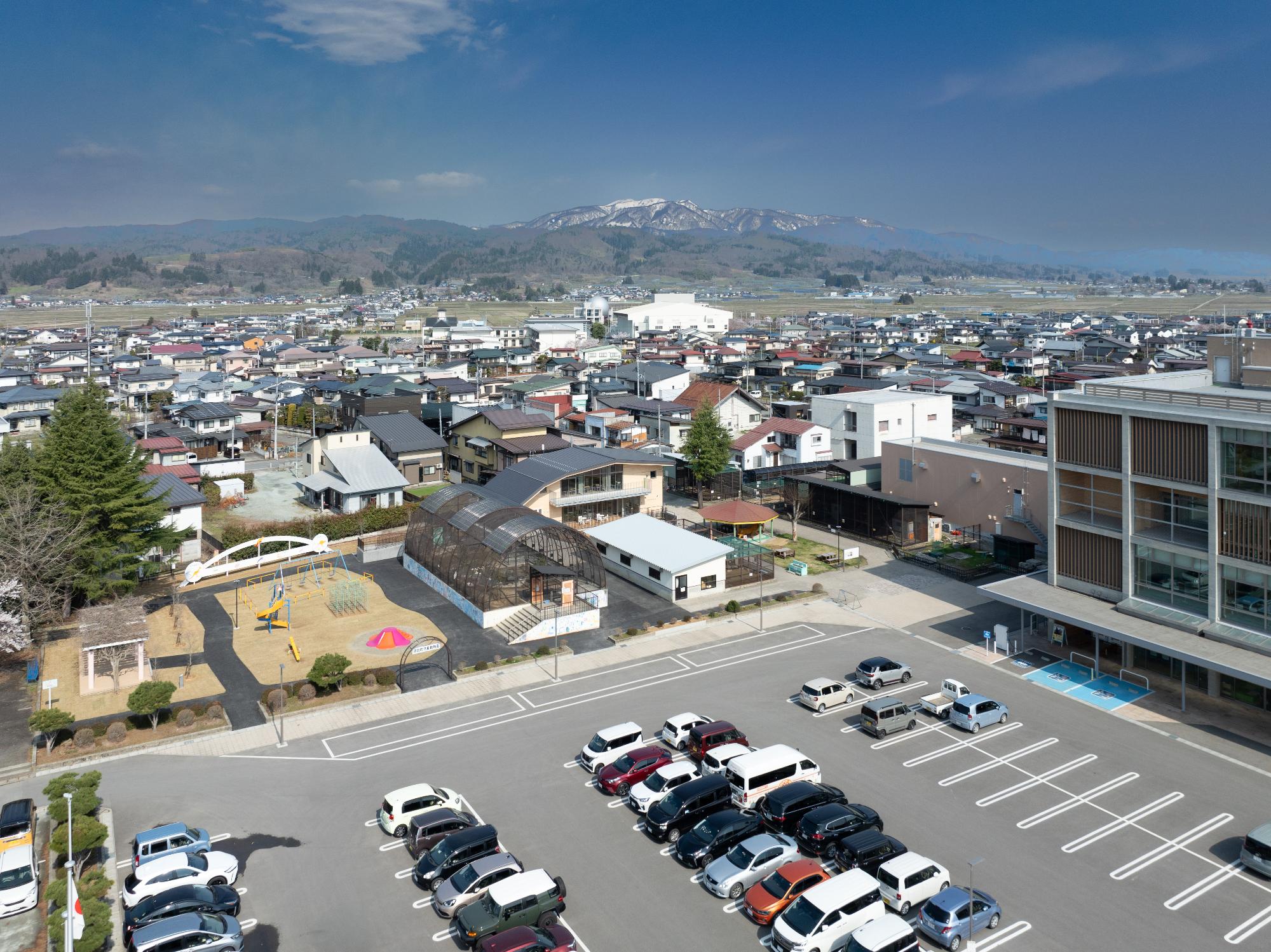 児童動物園上空から